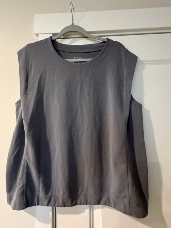 Tops - Muscle Tee